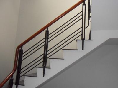 Làm cửa sắt giá rẻ quận bình thạnh