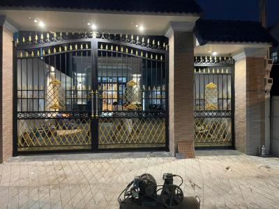 25+ Mẫu cửa cổng sắt mỹ thuật sang trọng cho biệt thự và nhà phố