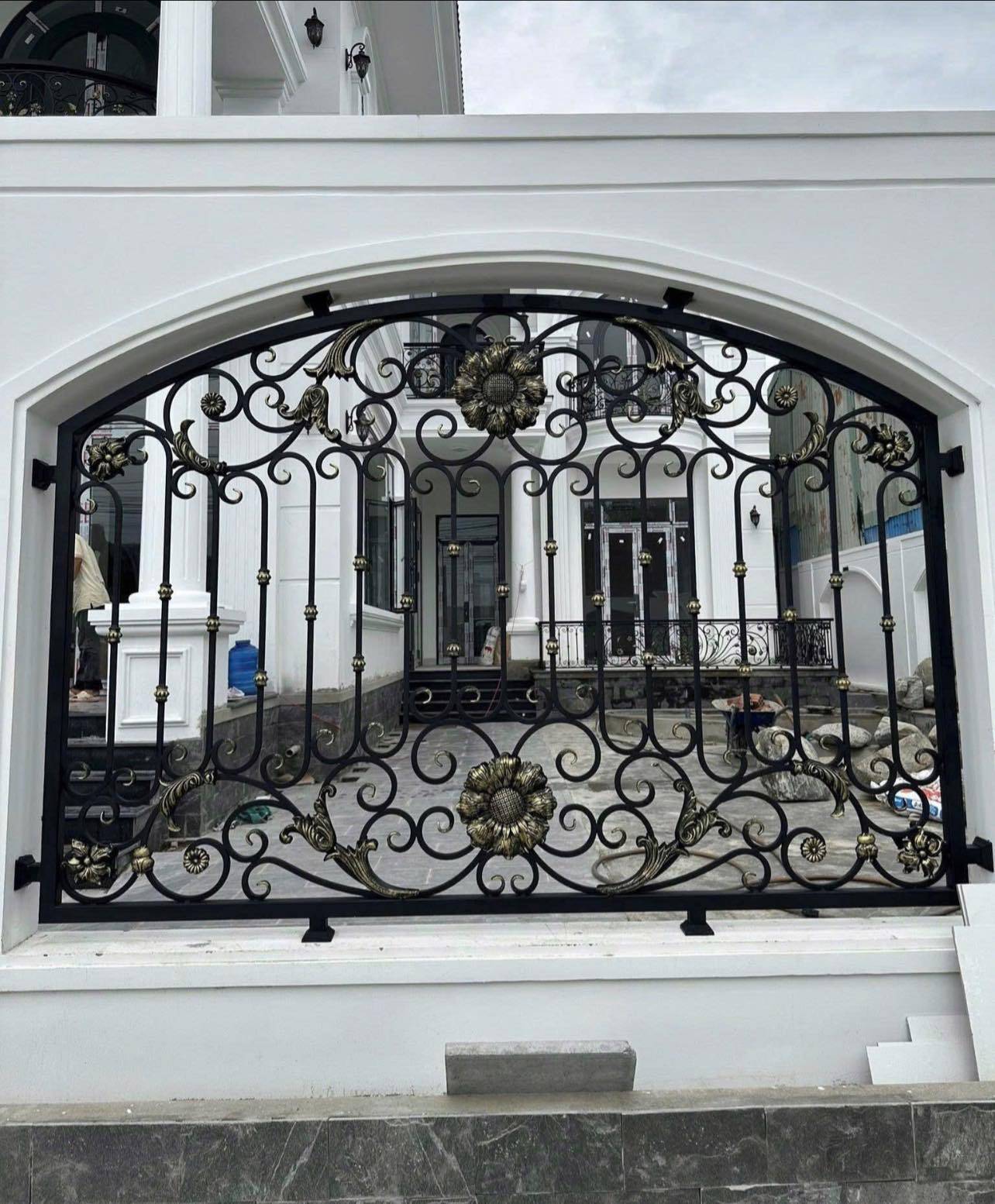 Báo giá hàng rào sắt CNC TP.HCM – Mẫu đẹp, hiện đại, thi công trọn gói